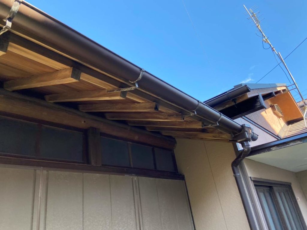 台風被害　復旧　屋根補修　雨樋　交換　補修　施工後